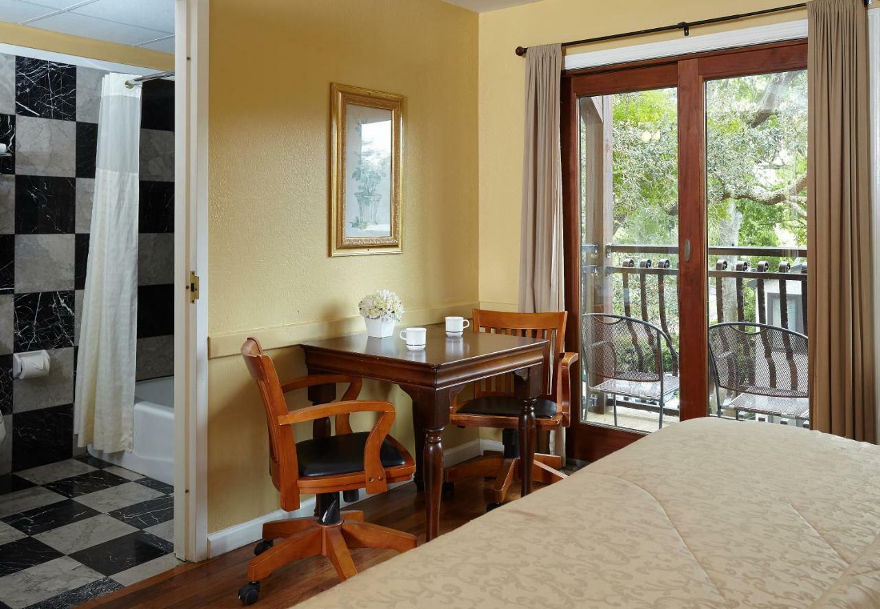 Ocean Inn & Suites St. Simons Island Exterior foto